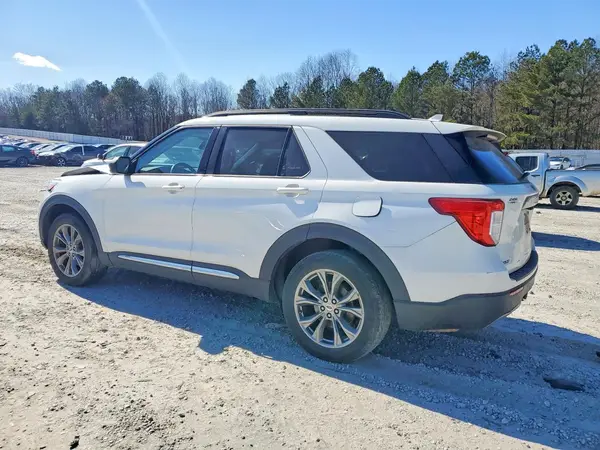 1FMSK8DH4NGB17043 2022 FORD EXPLORER - Image 2