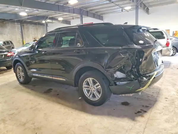 1FMSK8DH4NGB44176 2022 FORD EXPLORER - Image 2