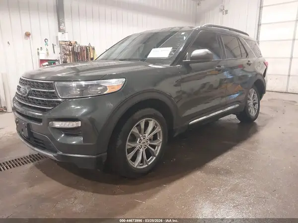 1FMSK8DH4NGB52469 2022 FORD EXPLORER - Image 2