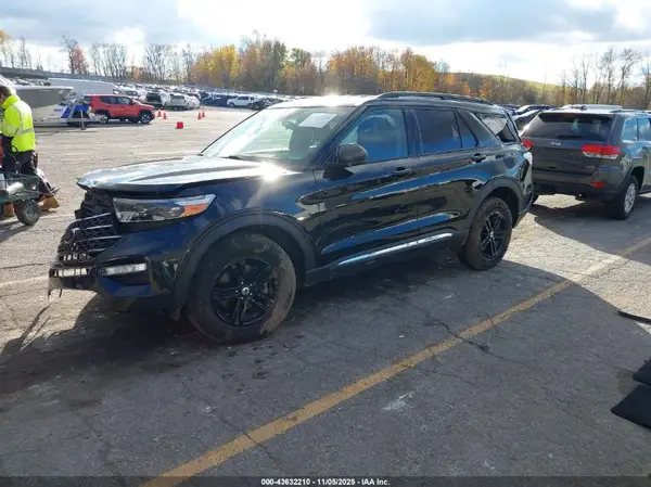 1FMSK8DH4NGB68168 2022 FORD EXPLORER - Image 2
