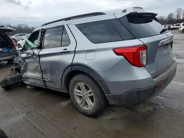 1FMSK8DH4NGB78358 2022 FORD EXPLORER - Image 2