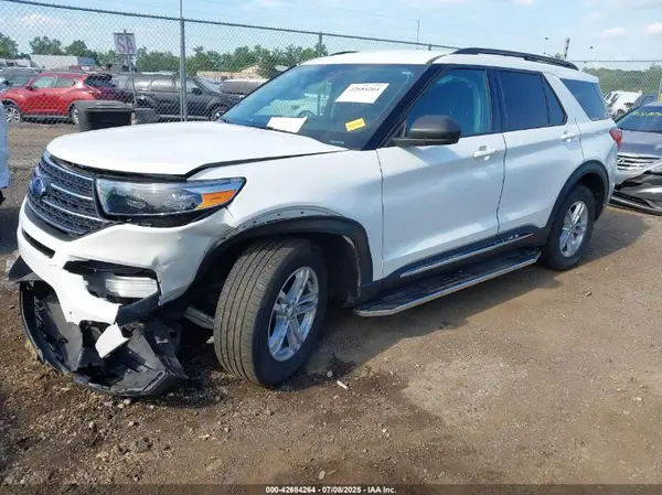 1FMSK8DH4NGB86783 2022 FORD EXPLORER - Image 2