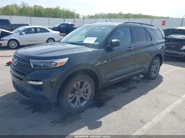 1FMSK8DH4NGB96648 2022 FORD EXPLORER - Image 2