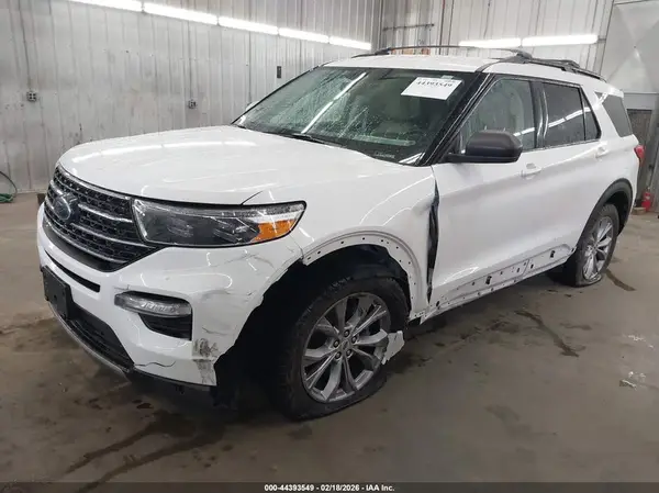 1FMSK8DH4NGC02805 2022 FORD EXPLORER - Image 2