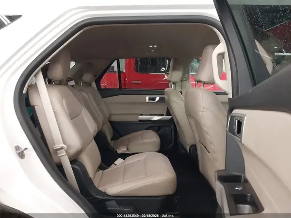1FMSK8DH4NGC02805 2022 FORD EXPLORER - Image 8