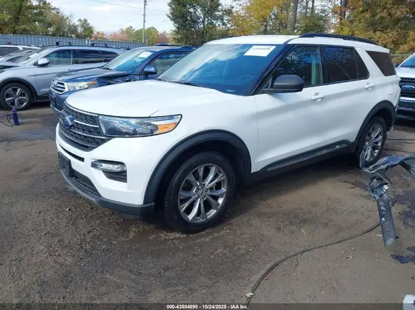 1FMSK8DH4NGC08460 2022 FORD EXPLORER - Image 2