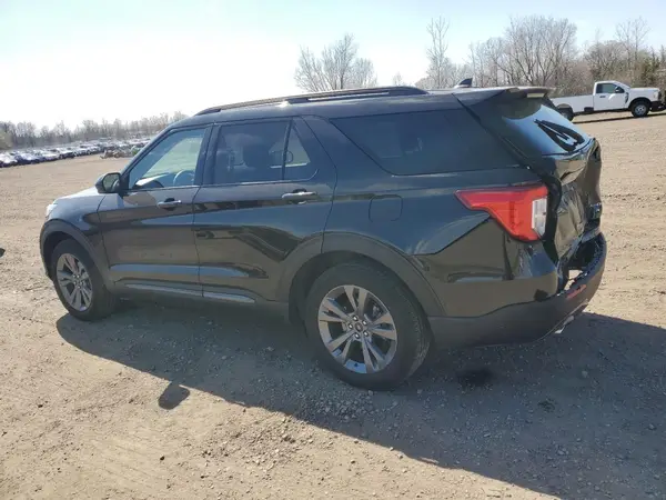 1FMSK8DH4NGC12377 2022 FORD EXPLORER - Image 2
