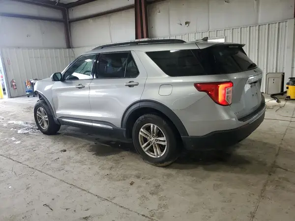 1FMSK8DH4NGC29972 2022 FORD EXPLORER - Image 2