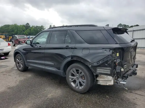 1FMSK8DH4NGC32516 2022 FORD EXPLORER - Image 2