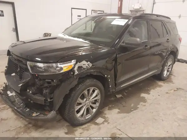 1FMSK8DH4PGA72365 2023 FORD EXPLORER - Image 2