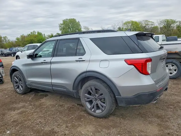 1FMSK8DH4PGB06854 2023 FORD EXPLORER - Image 2