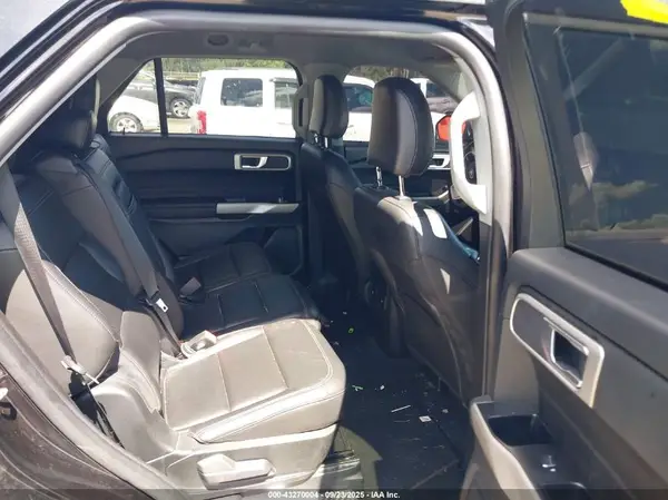 1FMSK8DH4PGB28286 2023 FORD EXPLORER - Image 8