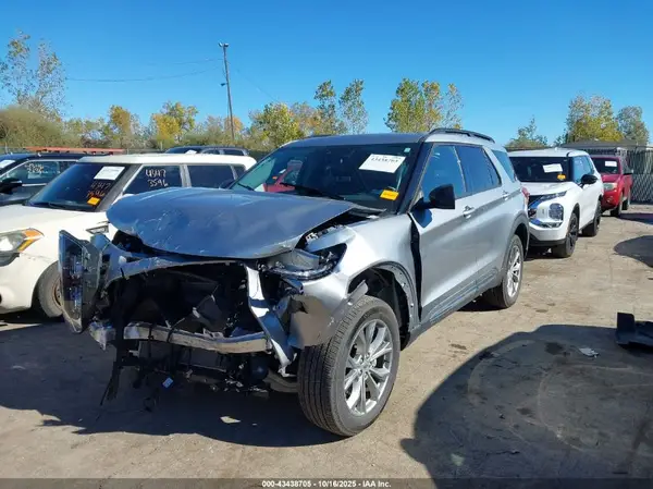 1FMSK8DH4PGB30507 2023 FORD EXPLORER - Image 2