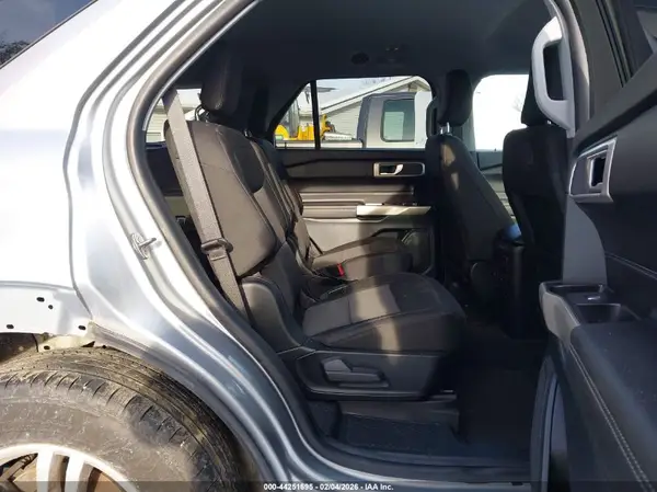 1FMSK8DH4PGB58047 2023 FORD EXPLORER - Image 8