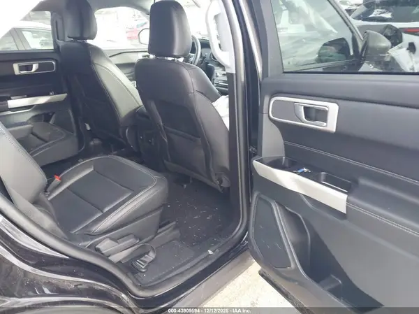 1FMSK8DH4PGB94885 2023 FORD EXPLORER - Image 8