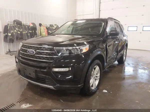 1FMSK8DH4RGA23900 2024 FORD EXPLORER - Image 2