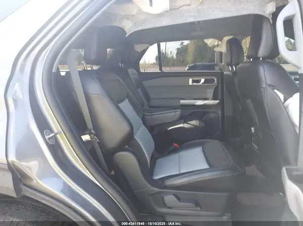 1FMSK8DH4RGA63832 2024 FORD EXPLORER - Image 8