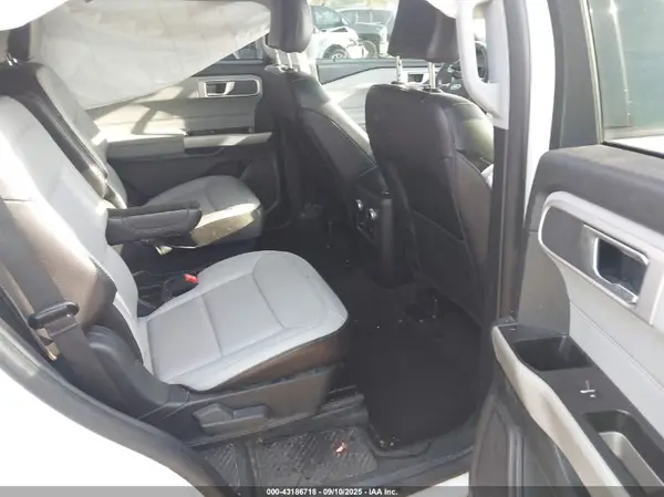 1FMSK8DH5MGA15250 2021 FORD EXPLORER - Image 8