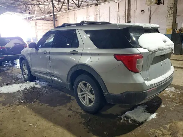 1FMSK8DH5MGB42631 2021 FORD EXPLORER - Image 2