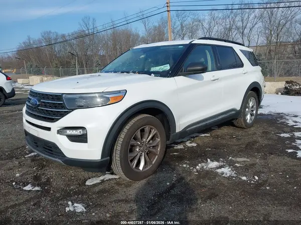 1FMSK8DH5NGA38688 2022 FORD EXPLORER - Image 2