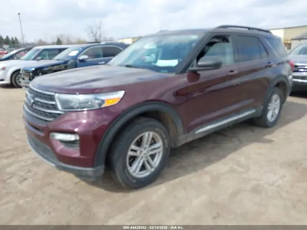 1FMSK8DH5NGA68676 2022 FORD EXPLORER - Image 2