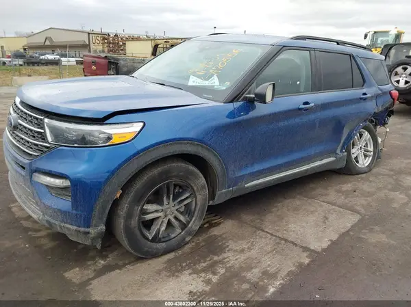 1FMSK8DH5NGA70556 2022 FORD EXPLORER - Image 2