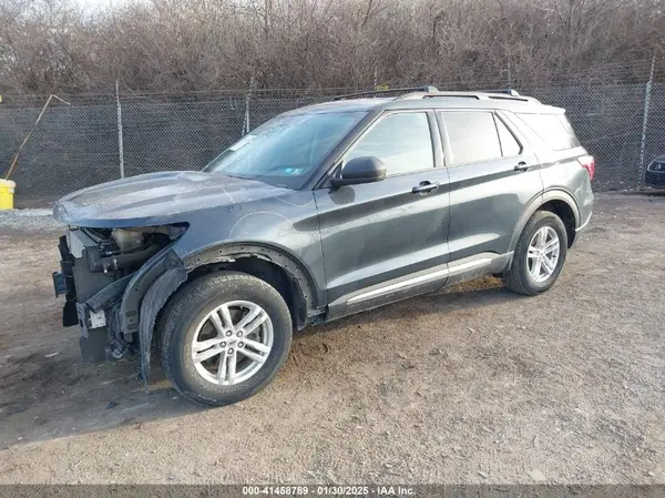 1FMSK8DH5NGA74347 2022 FORD EXPLORER - Image 2