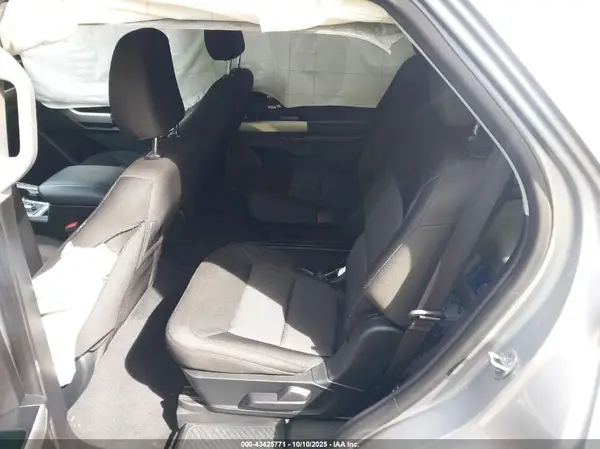 1FMSK8DH5NGB65067 2022 FORD EXPLORER - Image 8