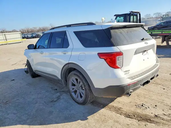 1FMSK8DH5NGB65103 2022 FORD EXPLORER - Image 2