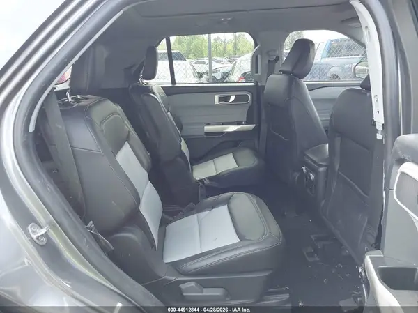 1FMSK8DH5NGB78496 2022 FORD EXPLORER - Image 8