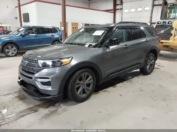 1FMSK8DH5NGB82323 2022 FORD EXPLORER - Image 2