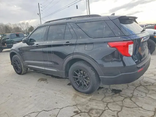 1FMSK8DH5NGB92186 2022 FORD EXPLORER - Image 2