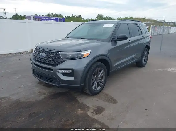 1FMSK8DH5NGC04093 2022 FORD EXPLORER - Image 2