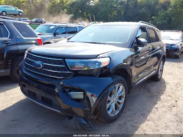 1FMSK8DH5NGC15353 2022 FORD EXPLORER - Image 2