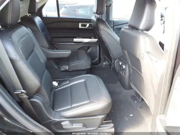 1FMSK8DH5NGC15353 2022 FORD EXPLORER - Image 8