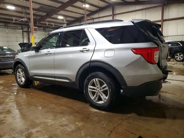 1FMSK8DH5NGC38308 2022 FORD EXPLORER - Image 2