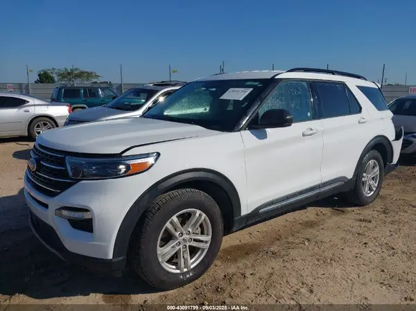 1FMSK8DH5PGA60595 2023 FORD EXPLORER - Image 2