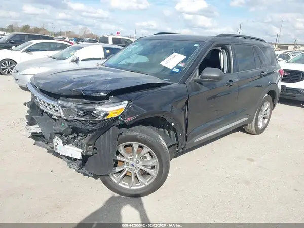 1FMSK8DH5PGA69037 2023 FORD EXPLORER - Image 2
