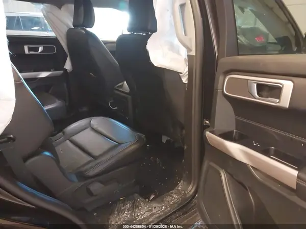 1FMSK8DH5PGB31715 2023 FORD EXPLORER - Image 8