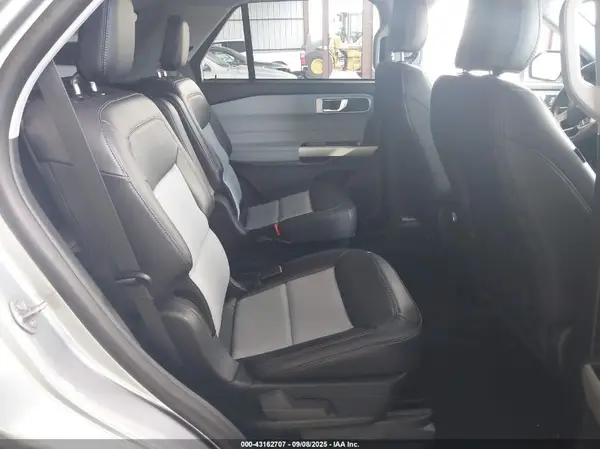 1FMSK8DH5PGB87637 2023 FORD EXPLORER - Image 8
