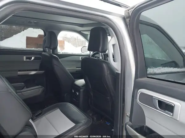 1FMSK8DH5PGB89422 2023 FORD EXPLORER - Image 8