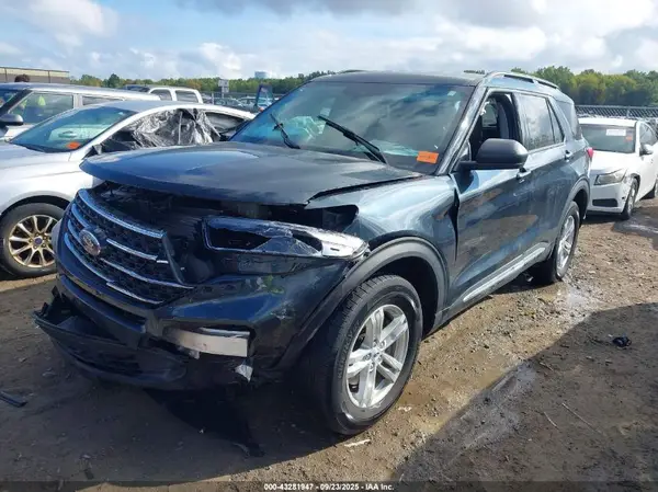 1FMSK8DH5PGC13640 2023 FORD EXPLORER - Image 2