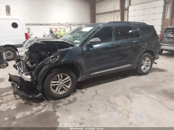 1FMSK8DH5PGC27487 2023 FORD EXPLORER - Image 2