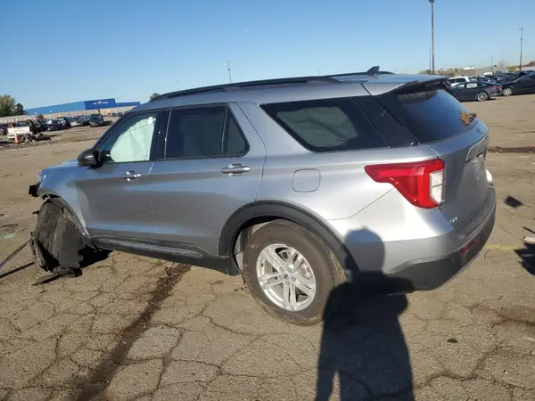 1FMSK8DH5RGA39006 2024 FORD EXPLORER - Image 2