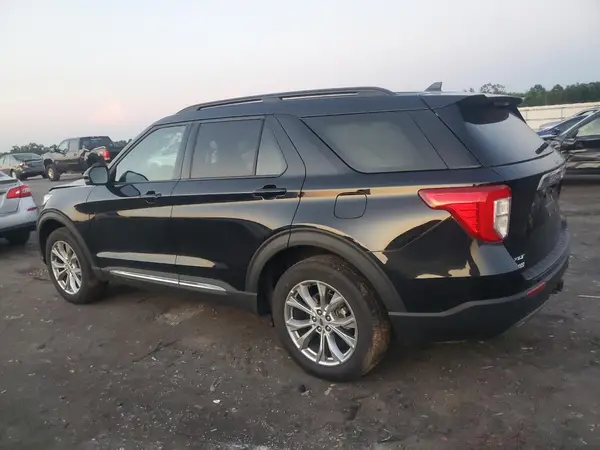 1FMSK8DH5RGA72376 2024 FORD EXPLORER - Image 2
