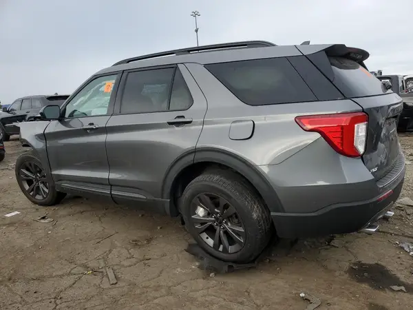 1FMSK8DH5RGA84978 2024 FORD EXPLORER - Image 2