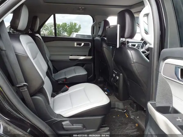 1FMSK8DH6MGA59743 2021 FORD EXPLORER - Image 8
