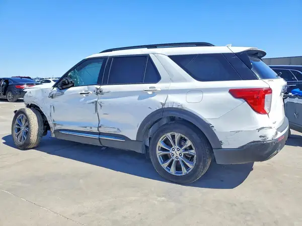 1FMSK8DH6MGC14310 2021 FORD EXPLORER - Image 2