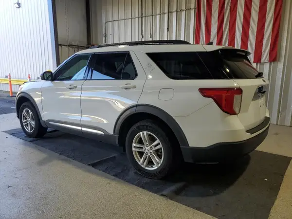 1FMSK8DH6MGC32144 2021 FORD EXPLORER - Image 2