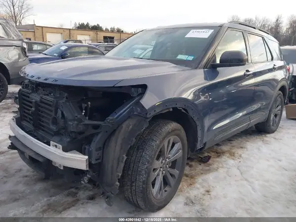 1FMSK8DH6MGC41880 2021 FORD EXPLORER - Image 2